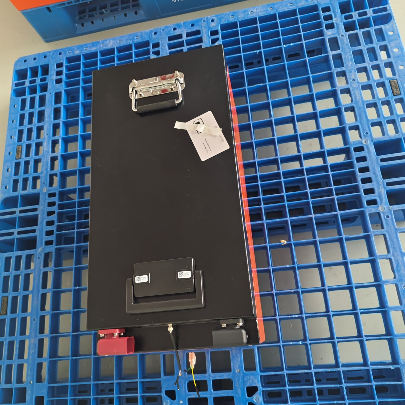 Battery shapshot